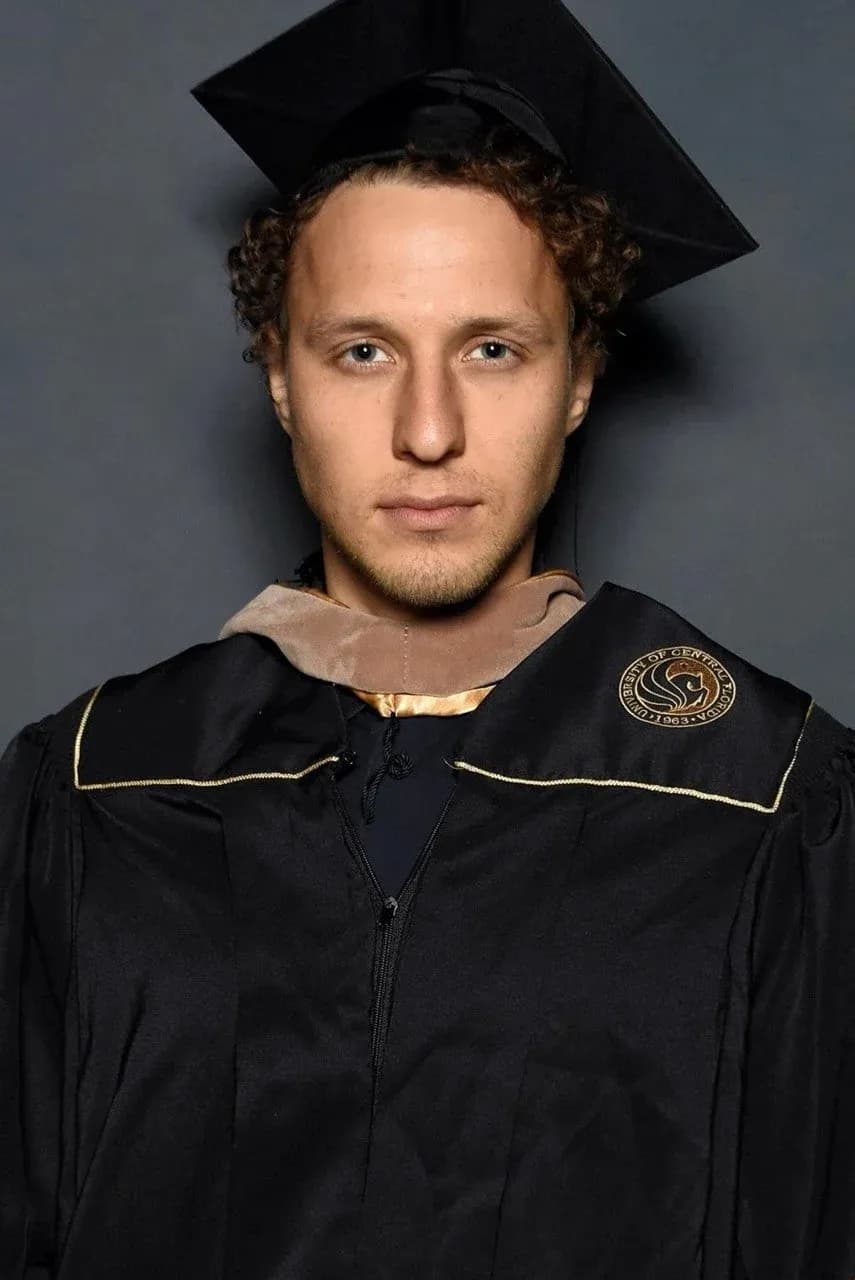 Founder headshot or Roman seller story image